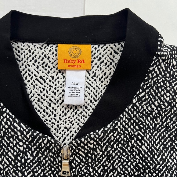 Ruby Rd  Woman Zip Front Jacket - Picture 6 of 8